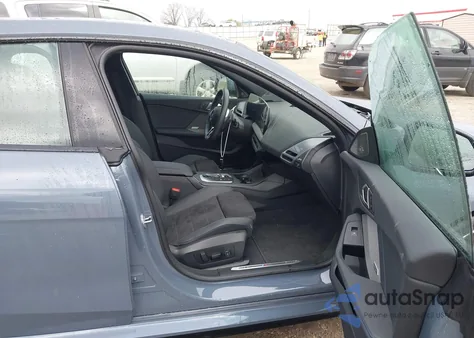 2026 BMW 228 Gran Coupe z USA, uszkodzony, nr VIN WBA83GG00T7T28178